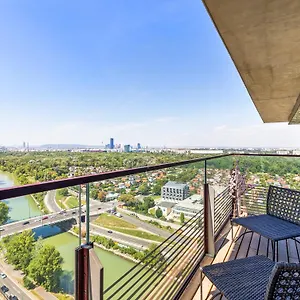  Apartmán Sky9 District 3