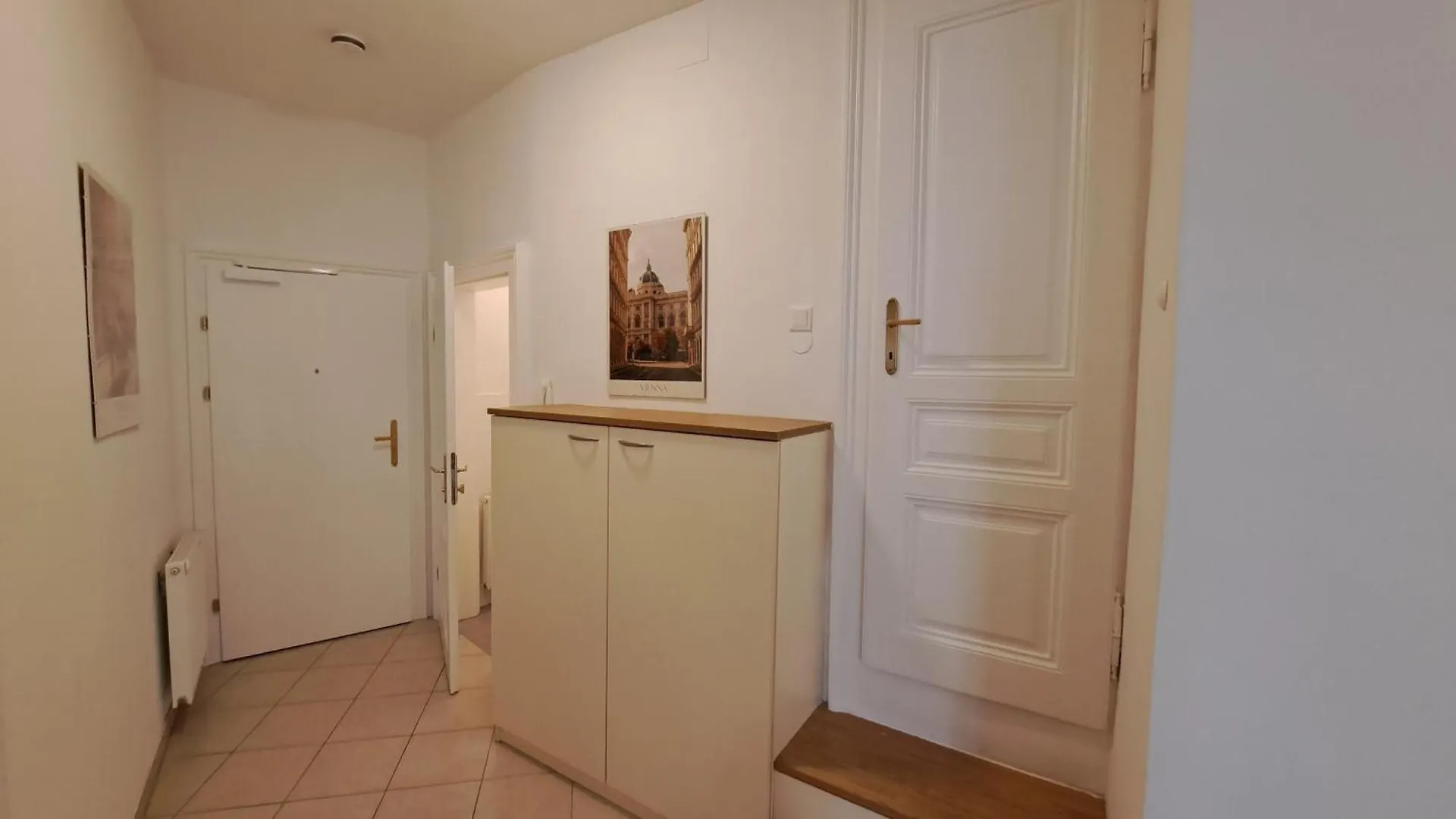 Moebliertes Apartment In Zentrumsnaehe Vienna Austria