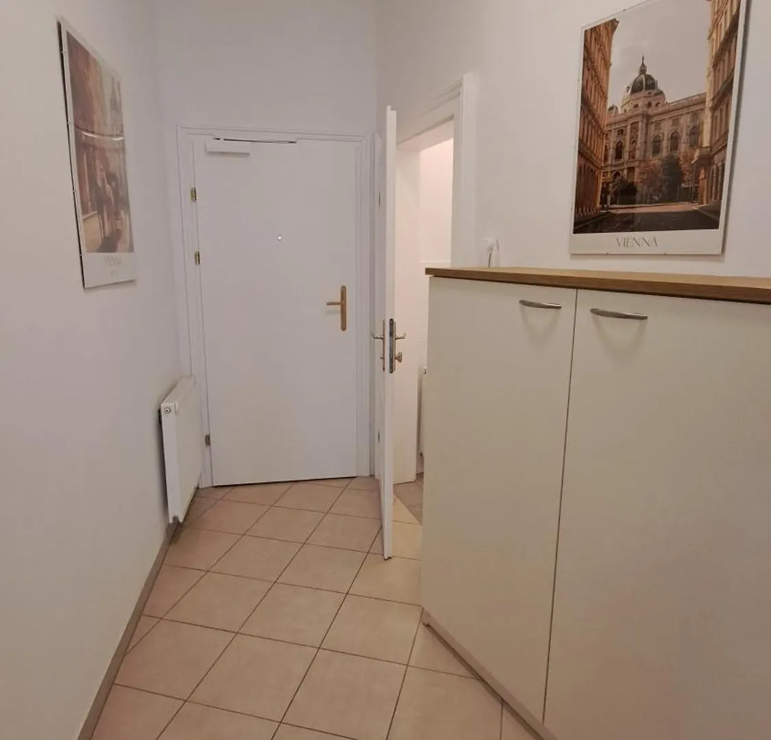 Moebliertes Apartment In Zentrumsnaehe Vienna 0*,  Austria