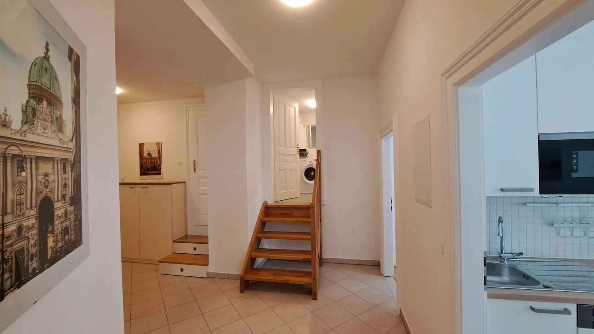 Moebliertes Apartment In Zentrumsnaehe Vienna 0*,  Austria